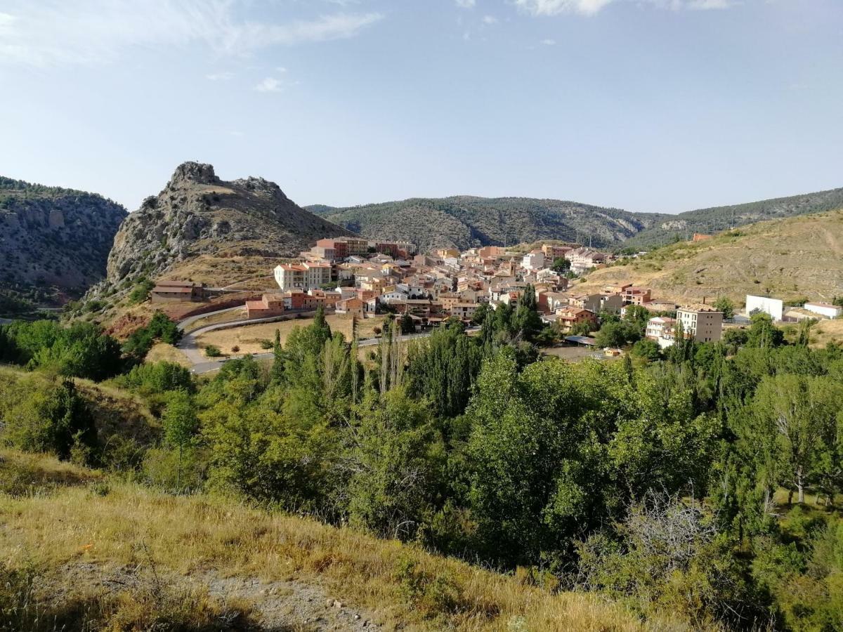 Apartamentos La Reunion Camarena de la Sierra Dış mekan fotoğraf