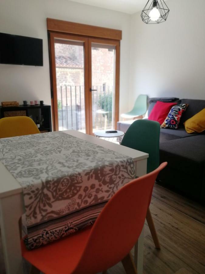 Apartamentos La Reunion Camarena de la Sierra Dış mekan fotoğraf